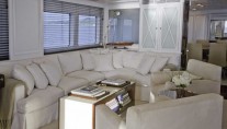Yacht CHARISMA -  Main Salon Seating